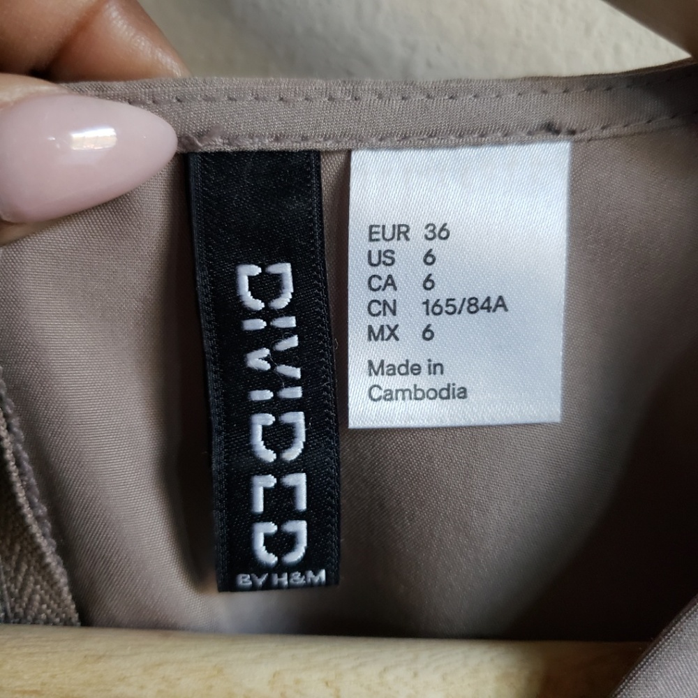*2F25* Divided by H&M | Taupe Mini Dress - Picture 7 of 8